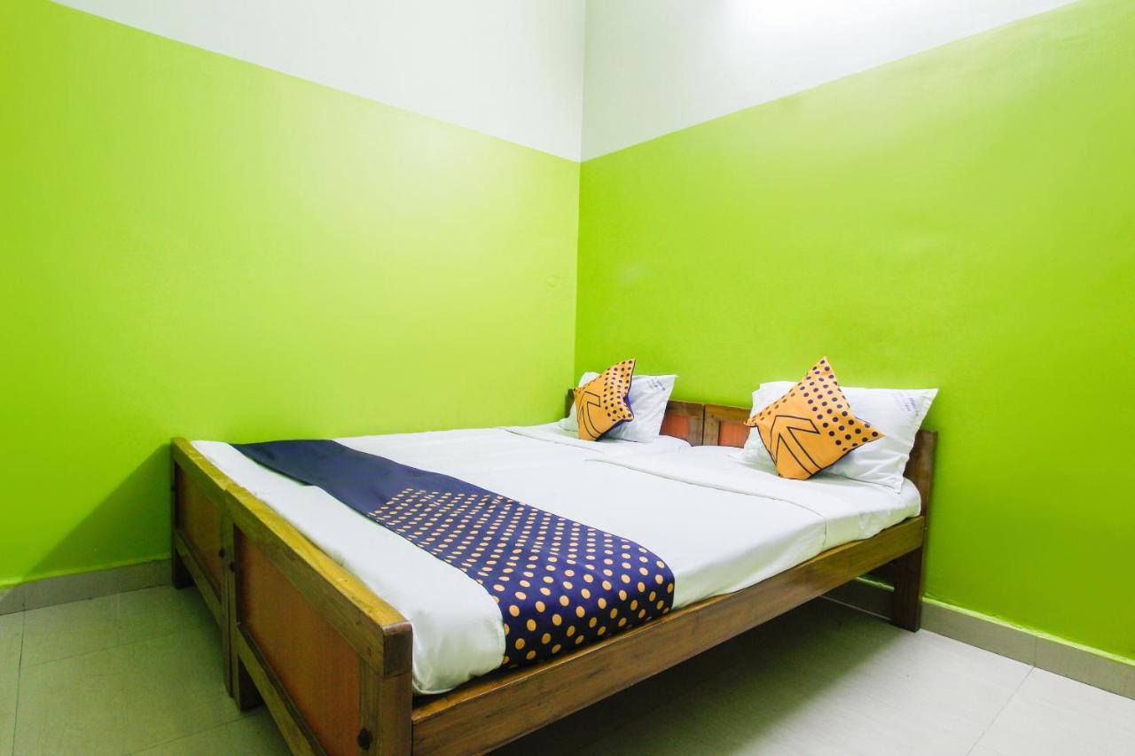 Spot On Senaithalaivar Residency Hotel Shencottah Exterior foto